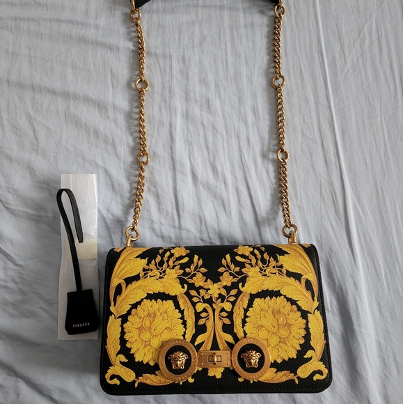 BNIB Versace Medium Barocco Icon Shoulder Bag from SS 2018 Tribute Collection - Picture 6 of 12